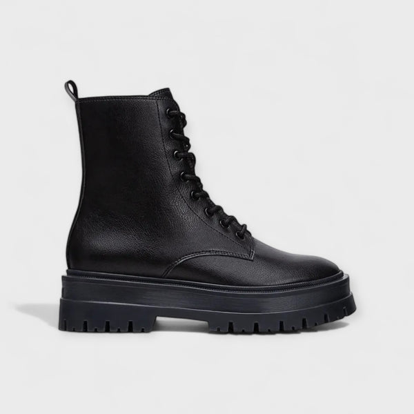 STRADIVARIUS LACE UP BOOT