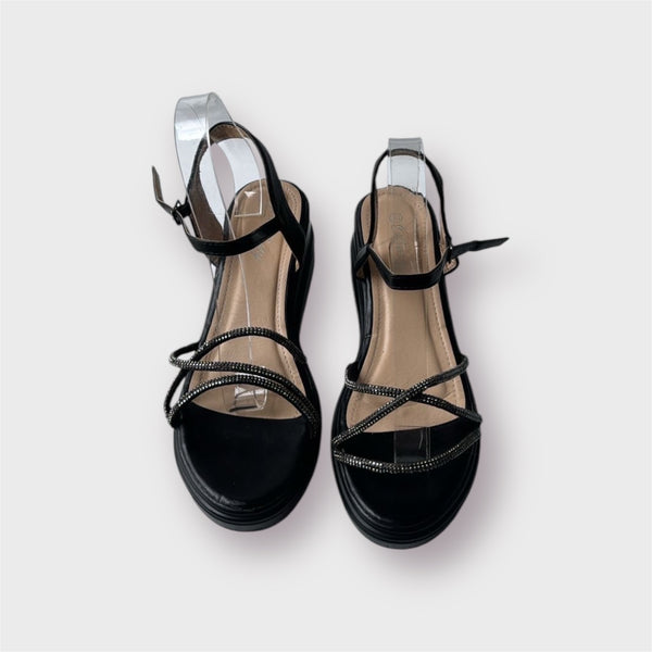 BESTY - BLACK