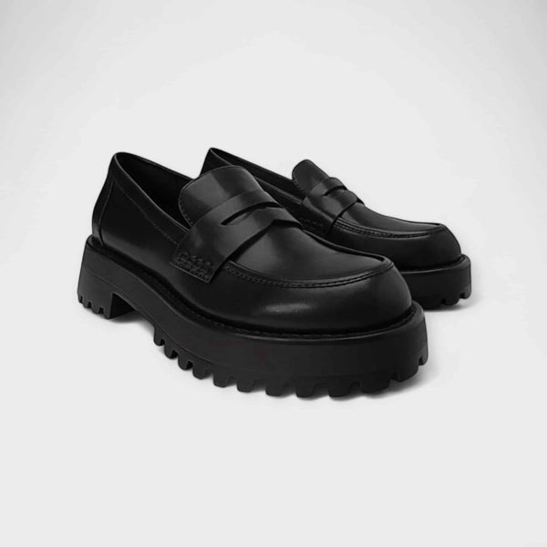 STRADIVARIUS LOW HEEL LOAFERS FRONT SLIT STRAP RIBBED SOLE