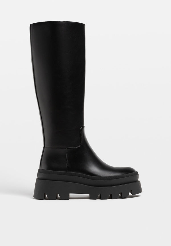 STRADIVARIUS OVER THE KNEE BOOT