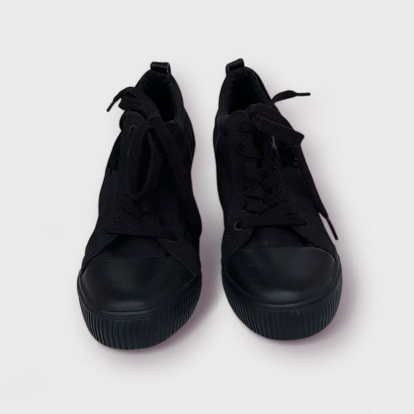 CALVIN KLIEN JEANS - BLACK