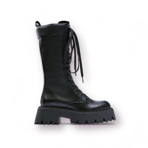 ZARA LEATHER BOOTS WITH LACES AND RIBBED SOLE