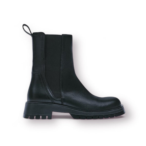 ZARA LEATHER TRACK-SOLE CHELSEA BOOTS