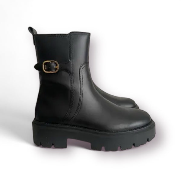 MASSIMO DUTTI LEATHER BOOTS