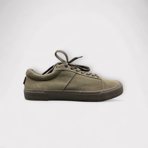 LEFTIES SNEAKER