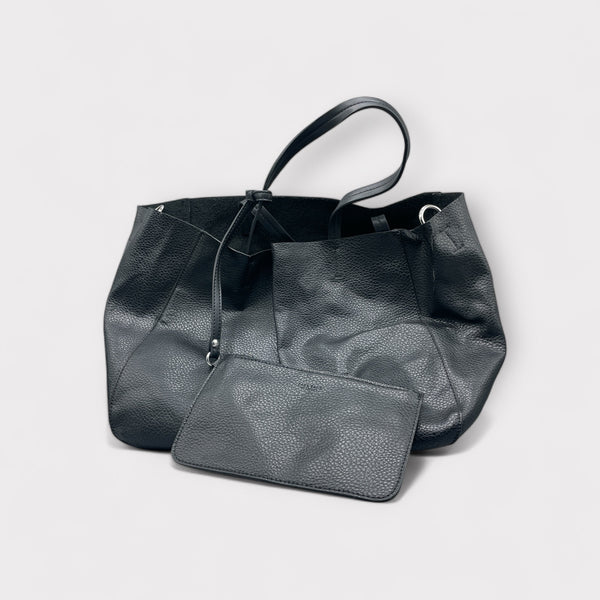 WOMEN’S LEATHER HAND BAG