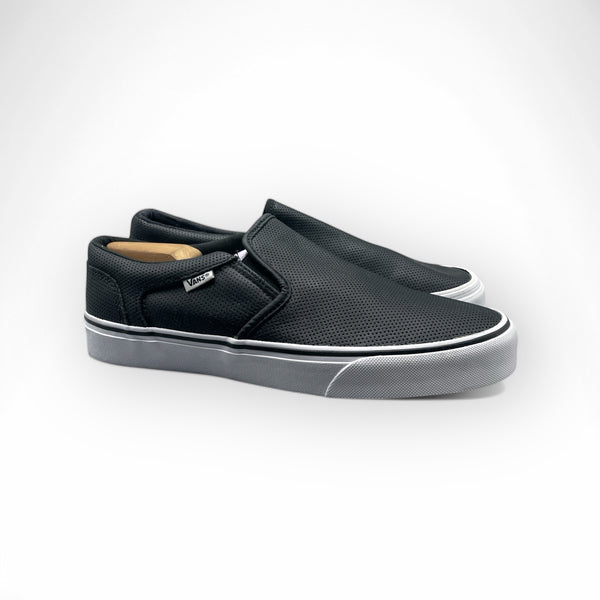 VANS BLACK SLIP ONS