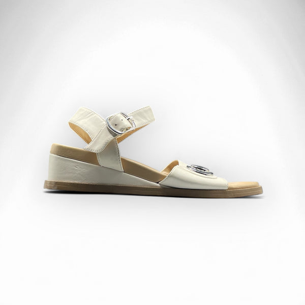 GIANIBERNINI FLAT SANDALS