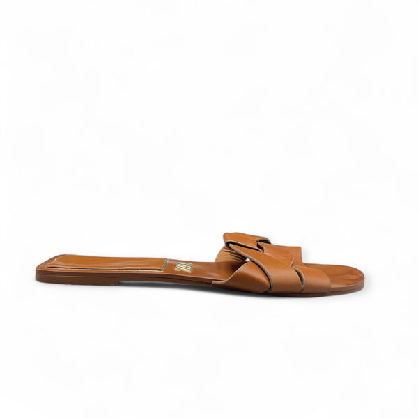 ZARA FLATS