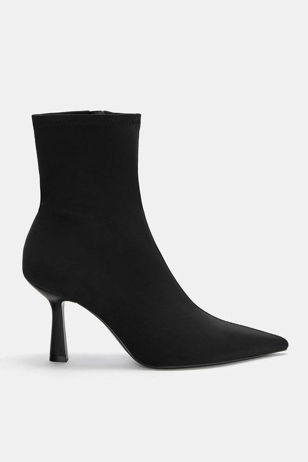 PULL AND BEAR BLACK ZIP ANKLE CONE HEEL 1124/440/040