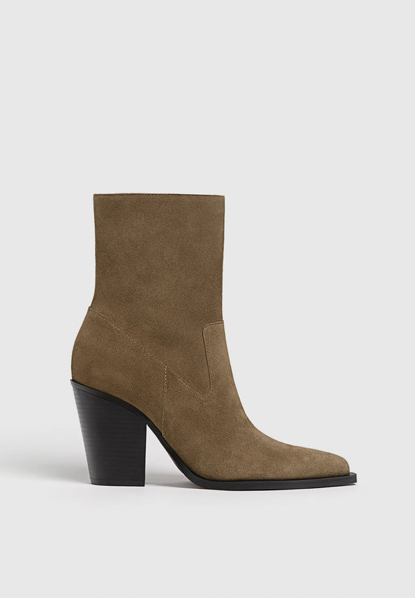 STRADIVARIUS SUEDE BLOCK