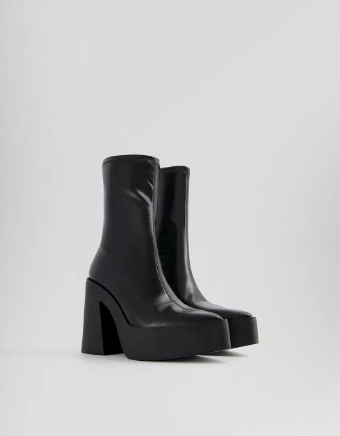 BERSHKA BLOCK HEEL BLACK