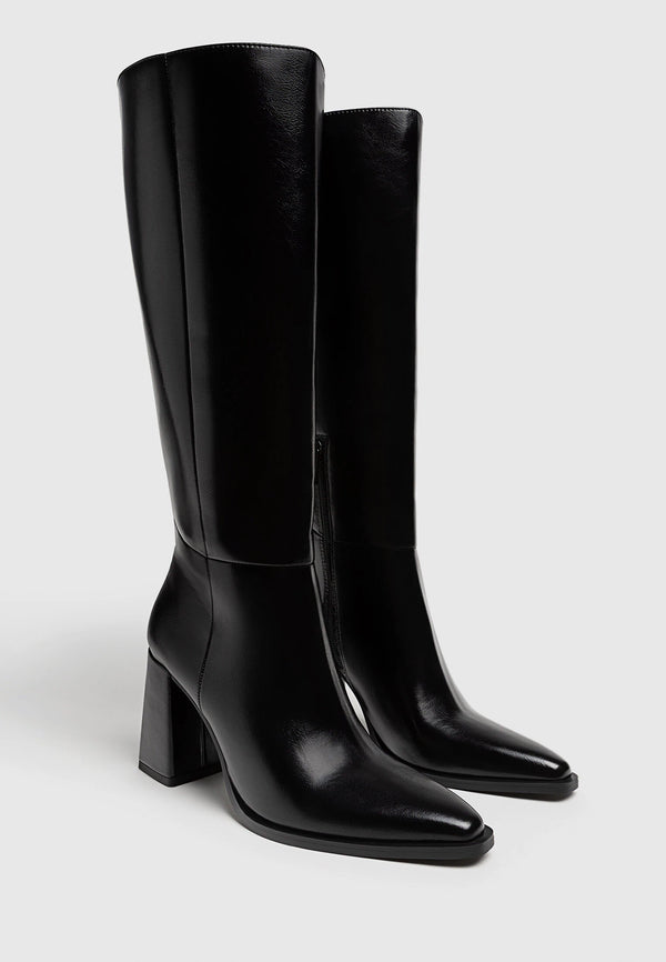 STRADIVARIUS LONG BOOT BLOW THE KNEE