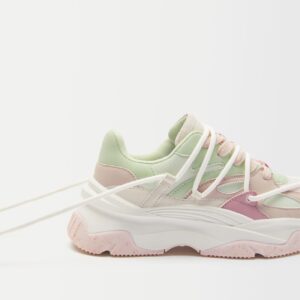 BERSHKA TRAINERS WITH CONTRAST LACES