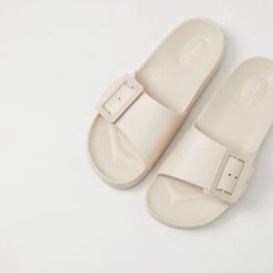 Lefties slides in off white with buckle