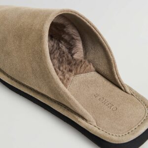 Oysho Sand-coloured split-leather slippers